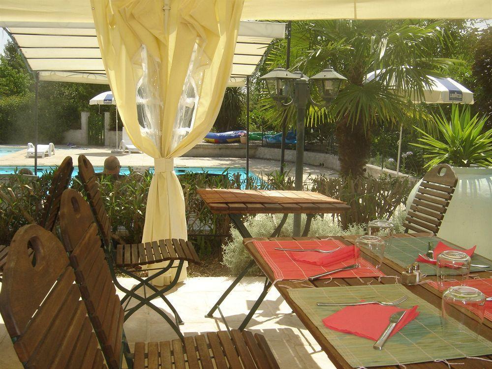 Auberge Des Pins توريت المظهر الخارجي الصورة