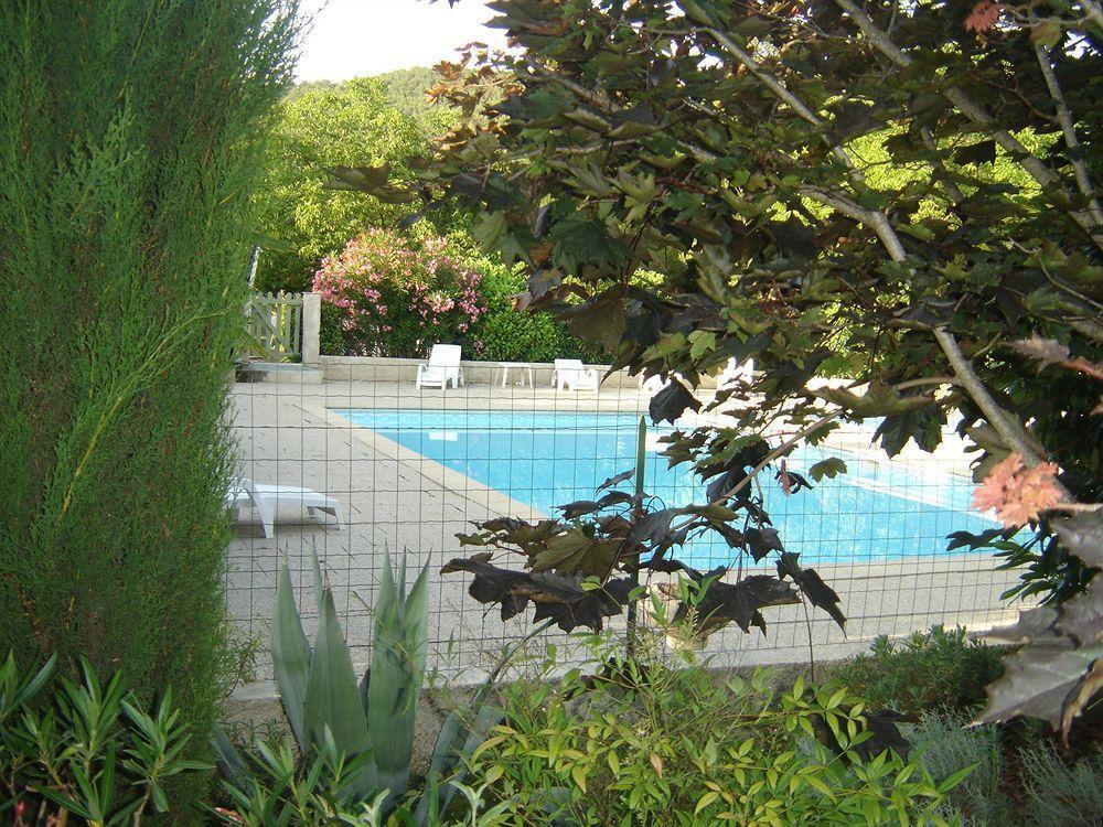 Auberge Des Pins توريت المظهر الخارجي الصورة