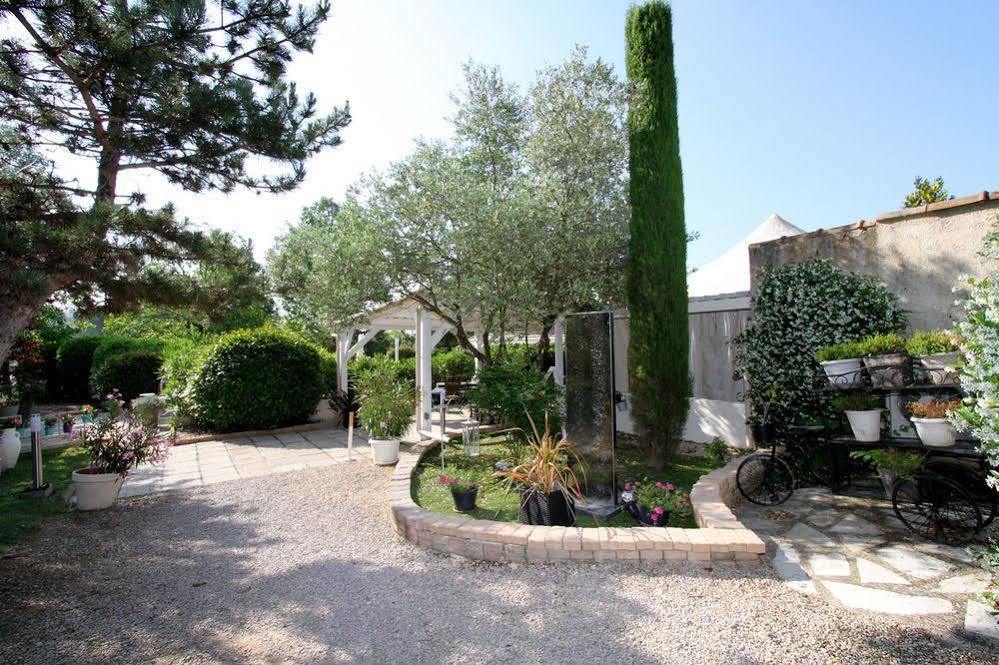 Auberge Des Pins توريت المظهر الخارجي الصورة