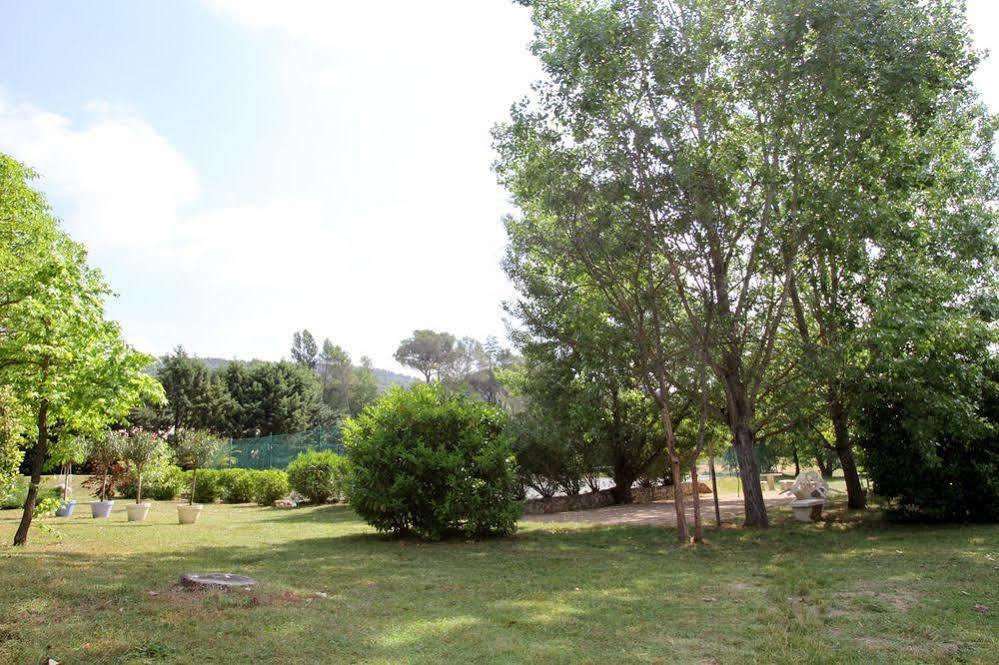 Auberge Des Pins توريت المظهر الخارجي الصورة