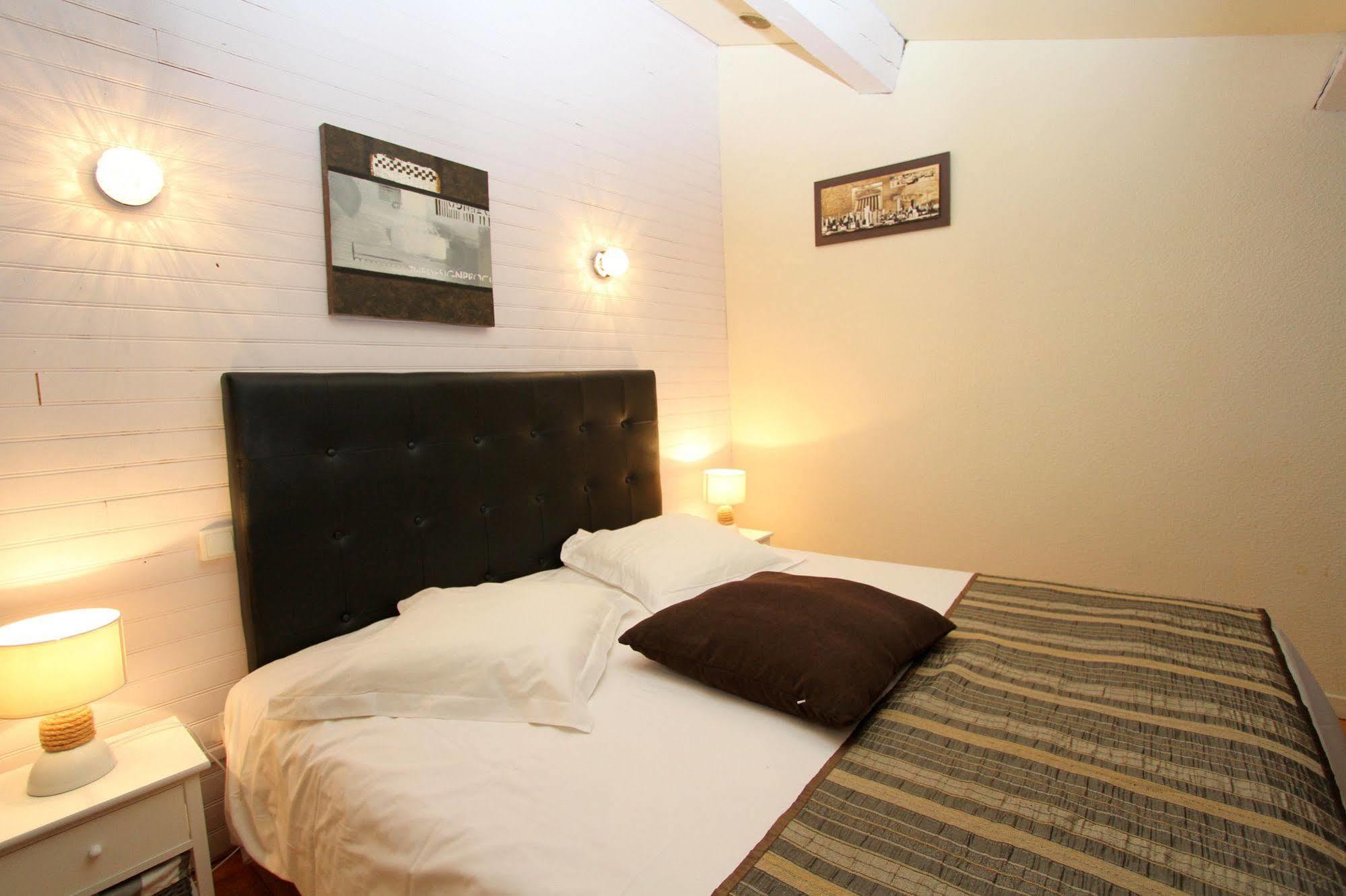 Auberge Des Pins توريت المظهر الخارجي الصورة